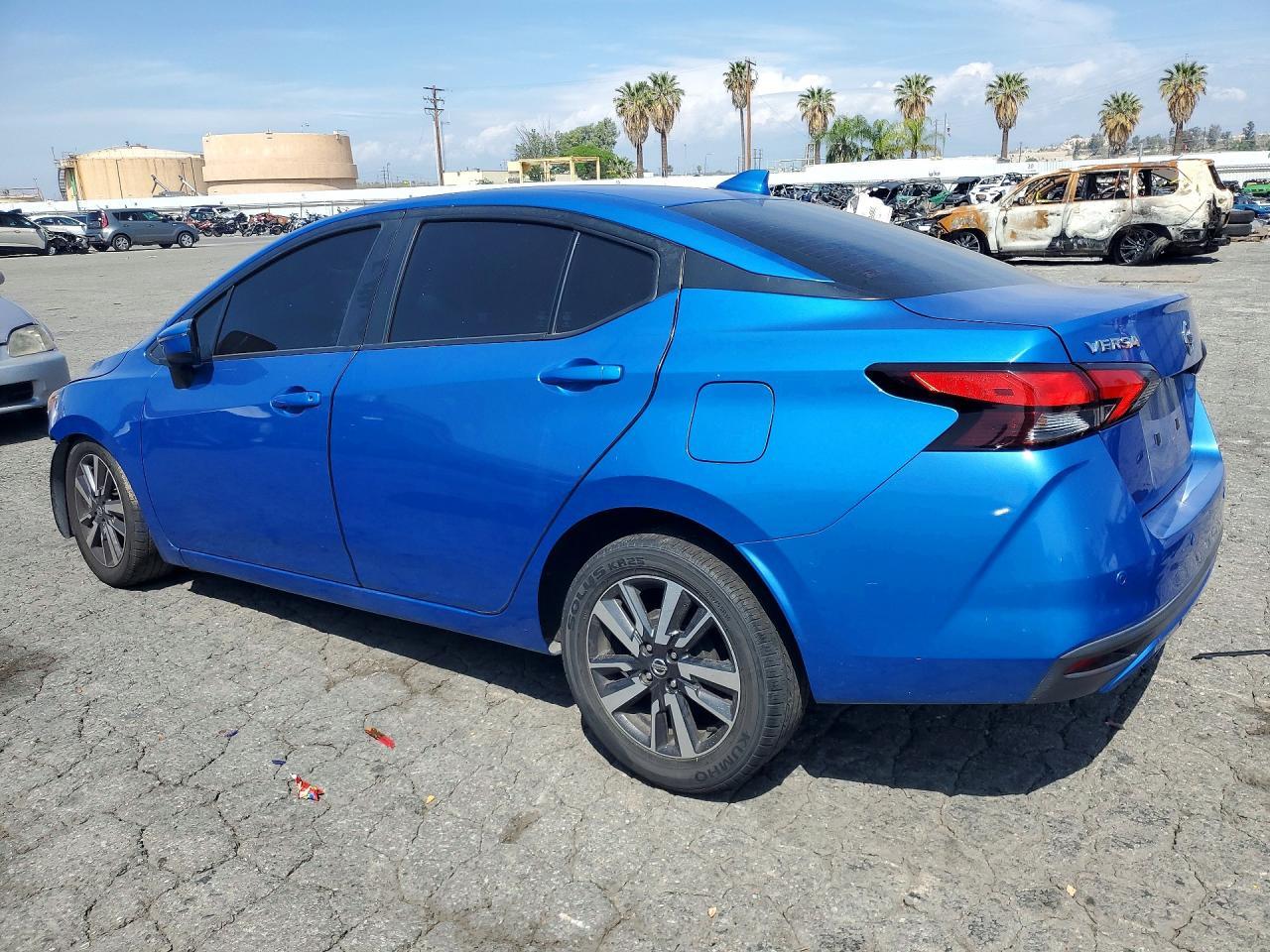 2021 Nissan Versa Sv - Фото 2