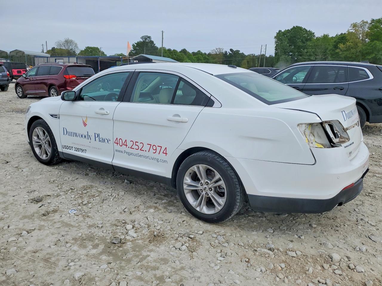 2015 Ford Taurus Sel - Фото 2