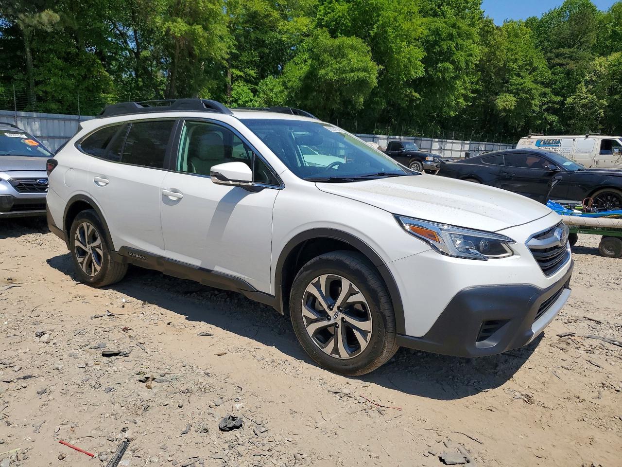 2022 Subaru Outback Limited - Image 4