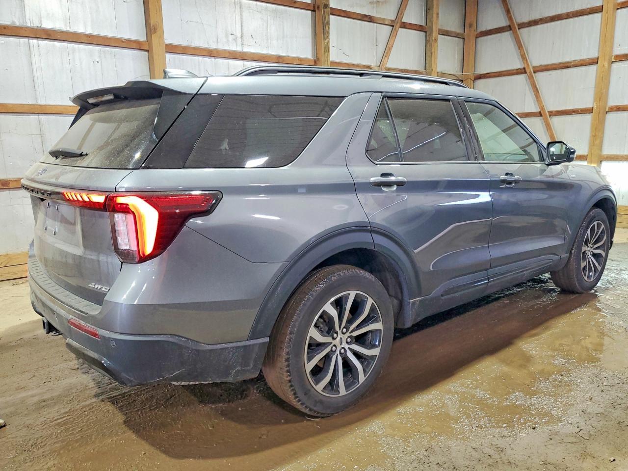 2025 Ford Explorer St-Line - Фото 3
