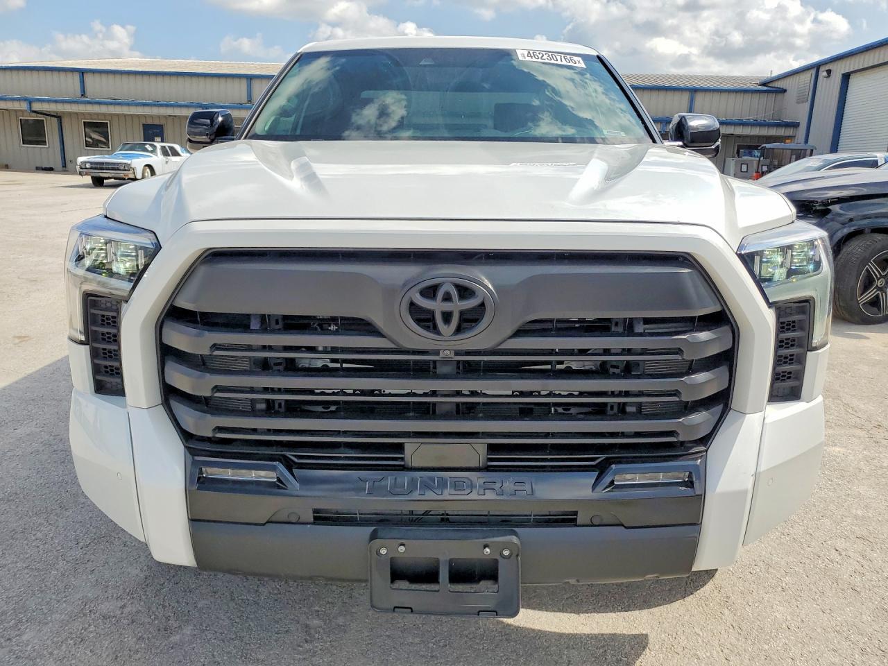 2025 Toyota Tundra Limited - Image 5