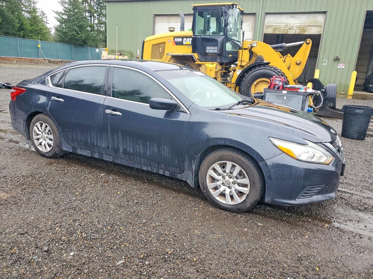 2016 Nissan Altima - Фото 4