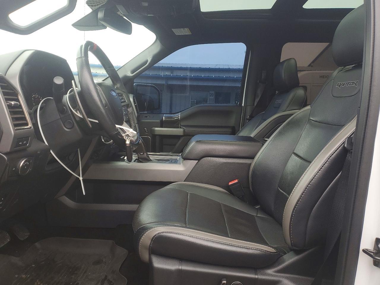 2018 Ford F150 Raptor - Фото 7
