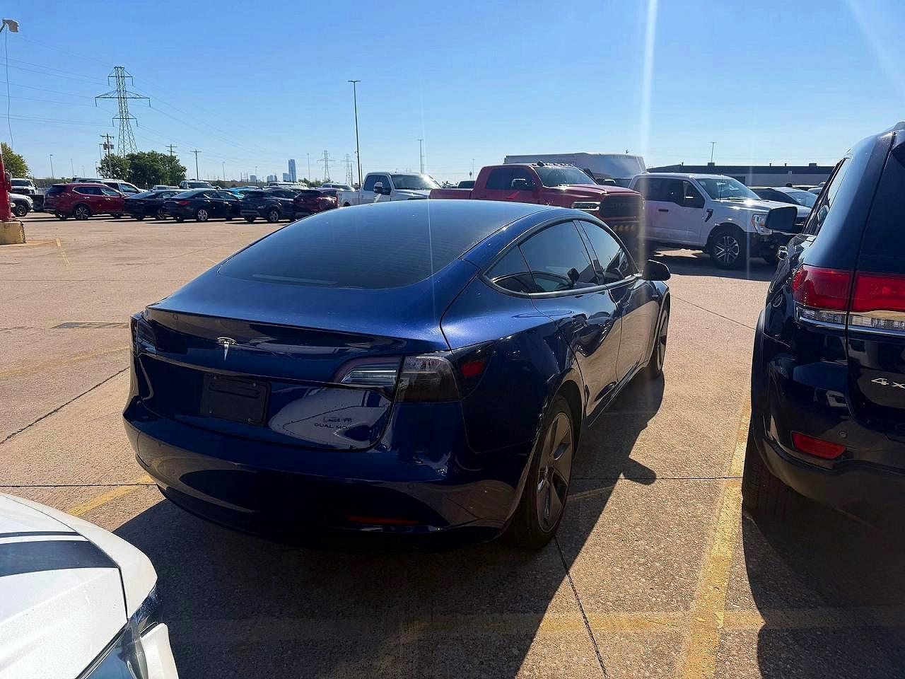 2022 Tesla Model 3 - Фото 4