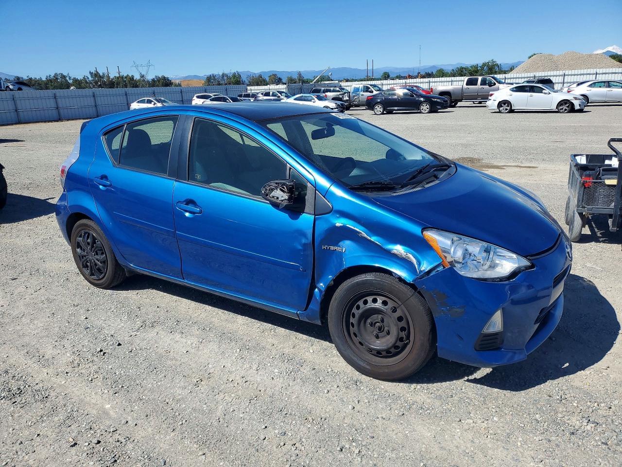 2012 Toyota Prius C One - Фото 4