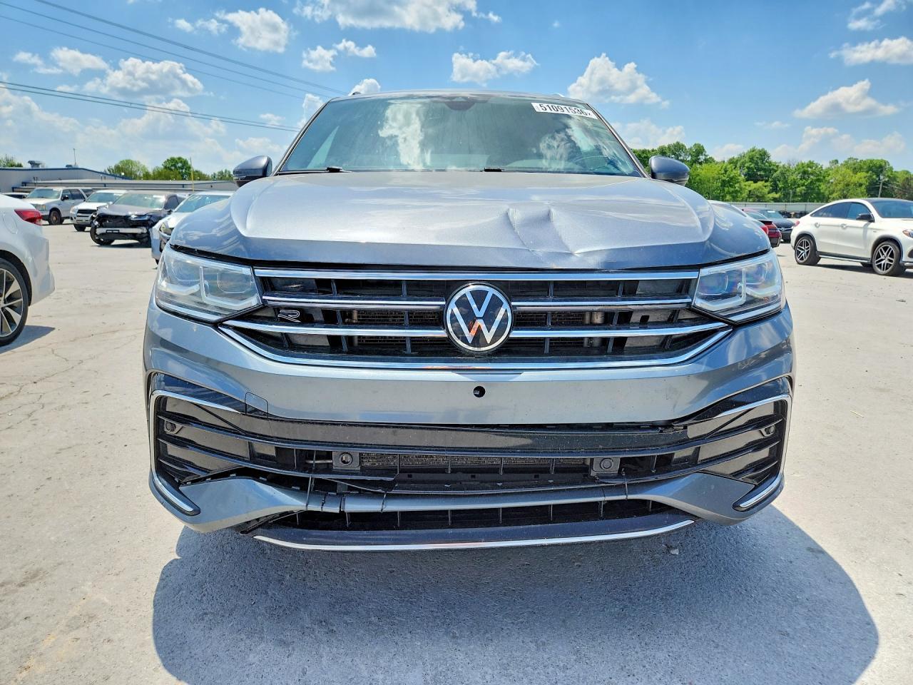 2022 Volkswagen Tiguan Sel R-Line - Image 5
