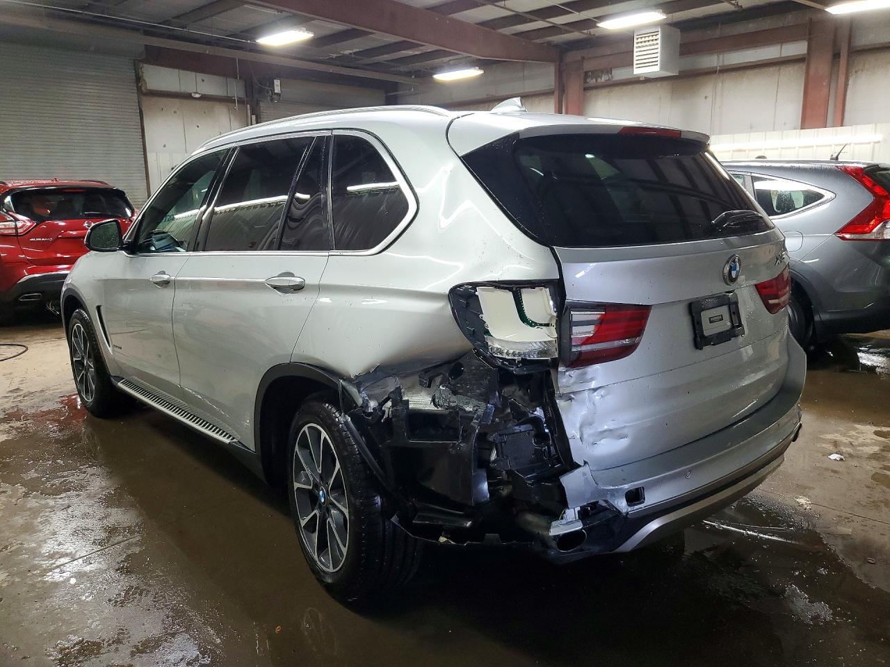 2017 BMW X5 xDrive35I - Фото 2