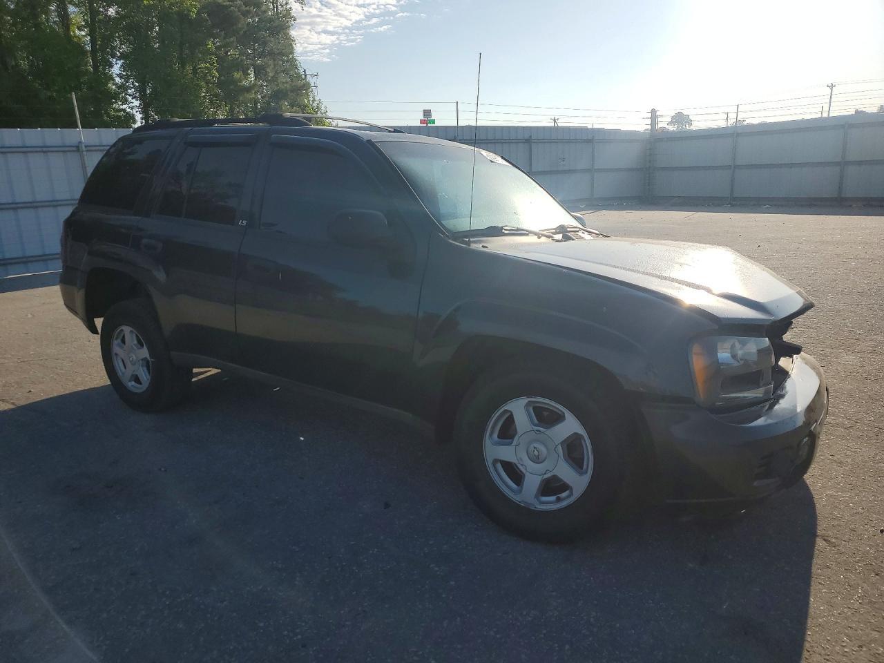 2003 Chevrolet Trailblazer - Image 4