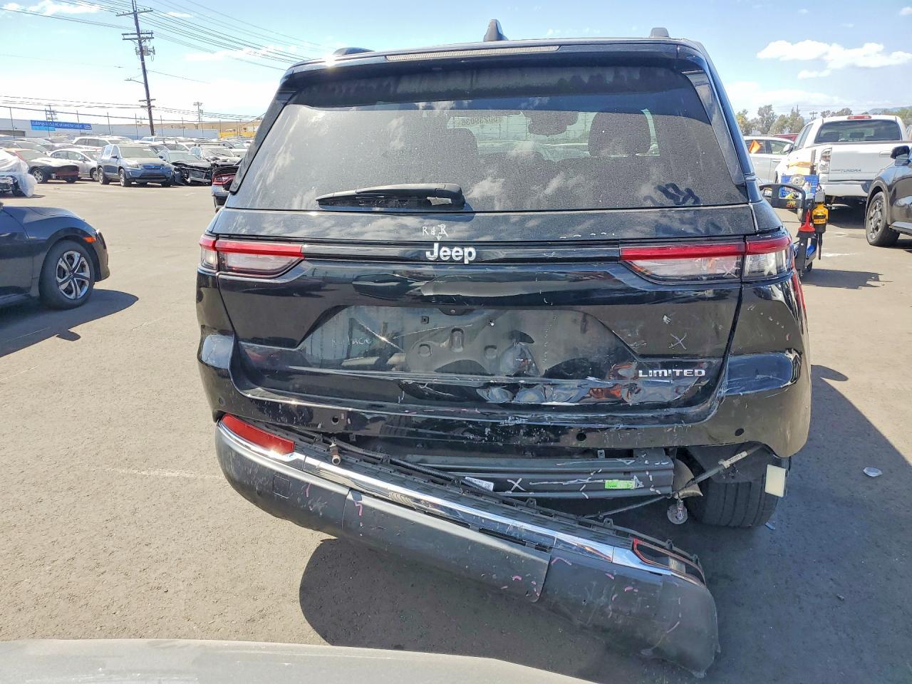 2023 Jeep Grand Cherokee Limited - Image 6