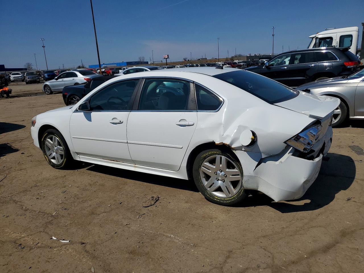 2012 Chevrolet Impala Lt - Image 2