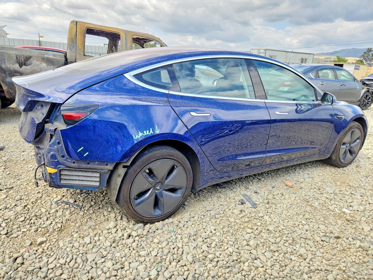 2018 Tesla Model 3 - Image 3