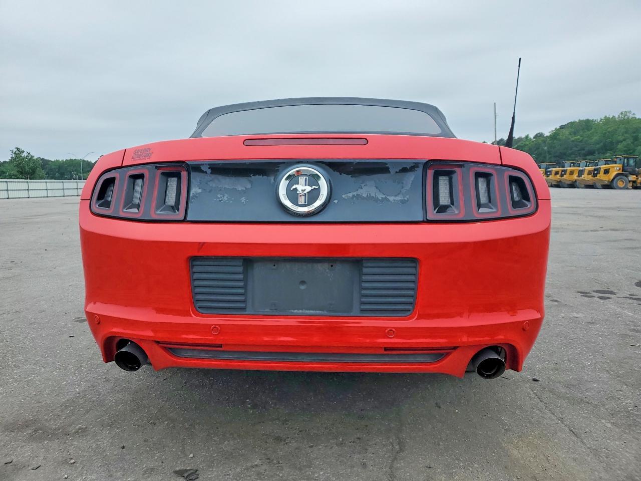 2013 Ford Mustang - Фото 6