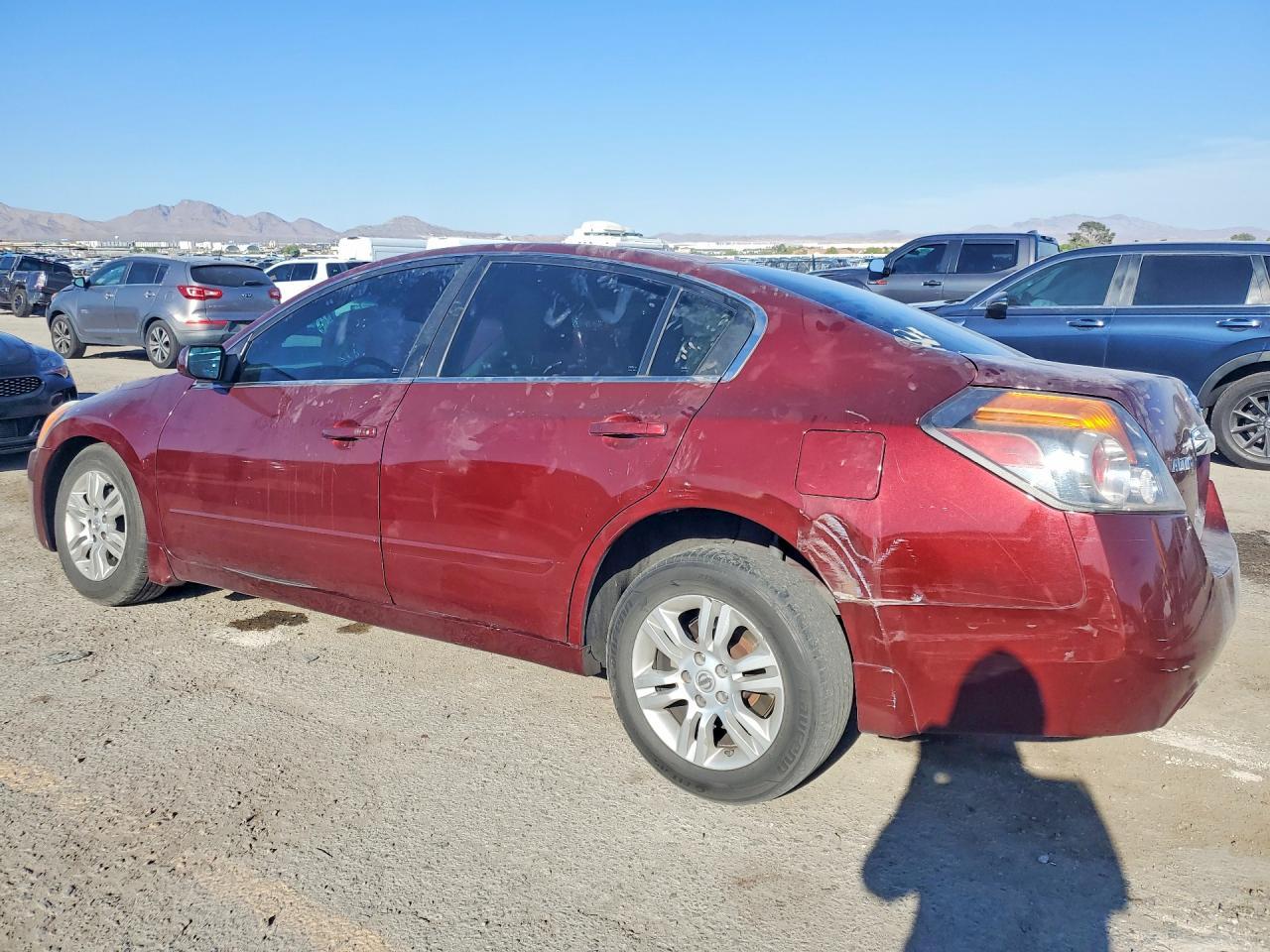 2011 Nissan Altima 2.5 - Image 2