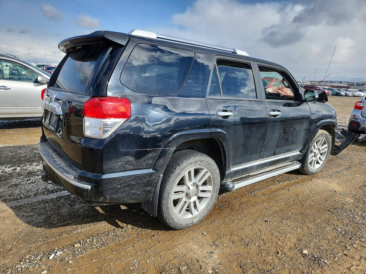 2011 Toyota 4Runner Sr5 - Image 3