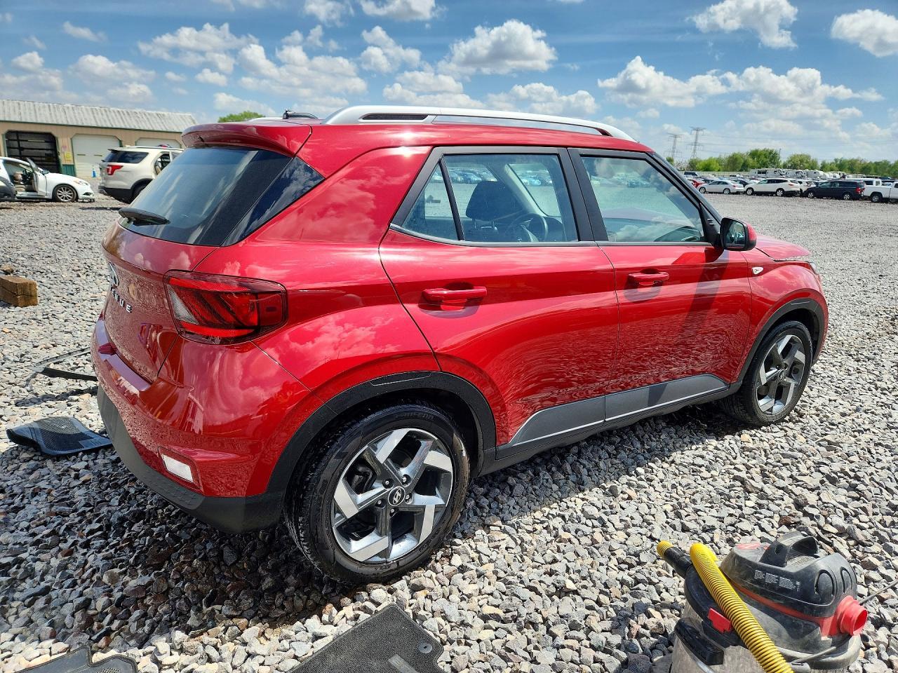 2023 Hyundai Venue Sel - Фото 3