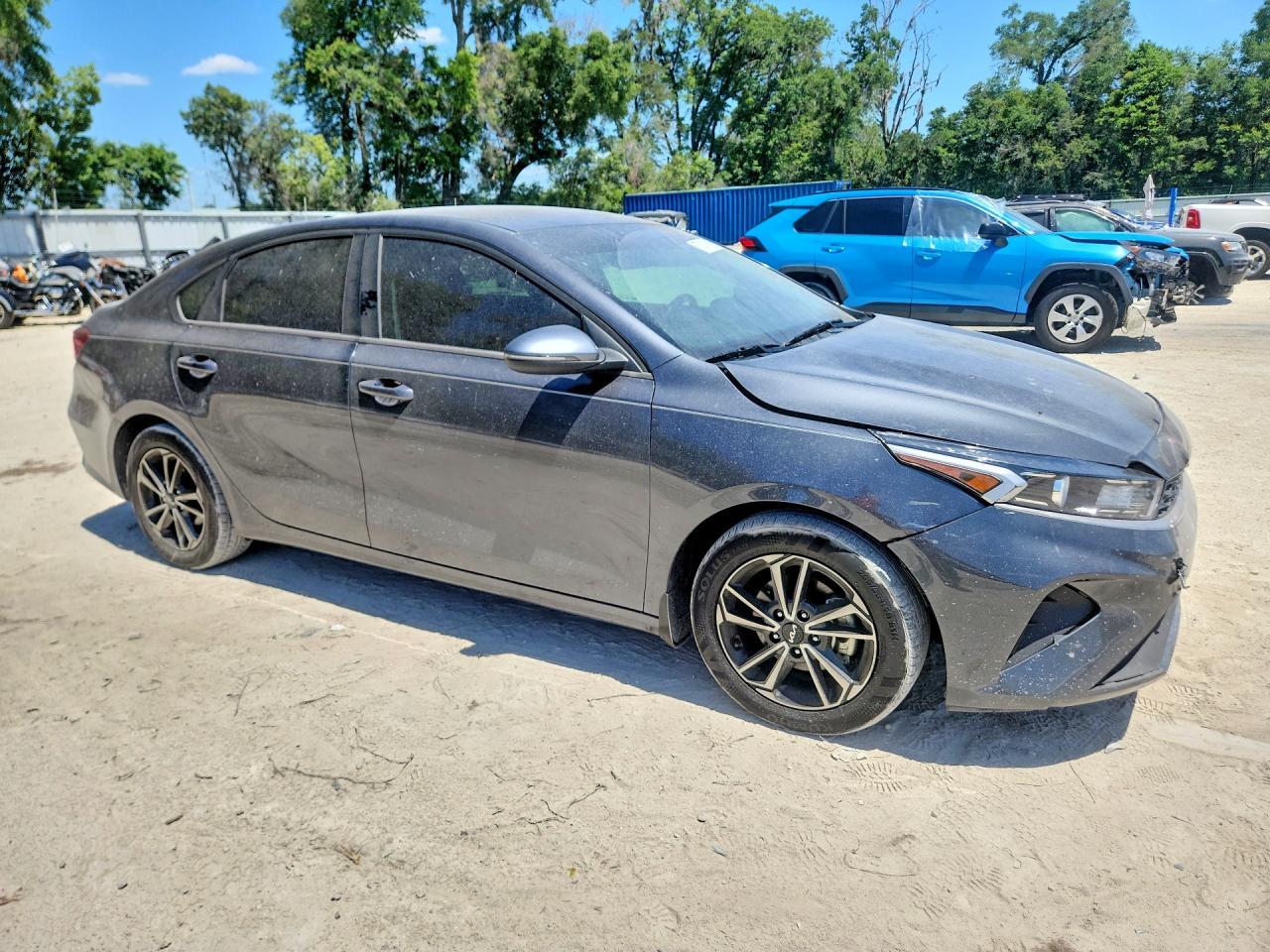2024 Kia Forte Lxs - Фото 4