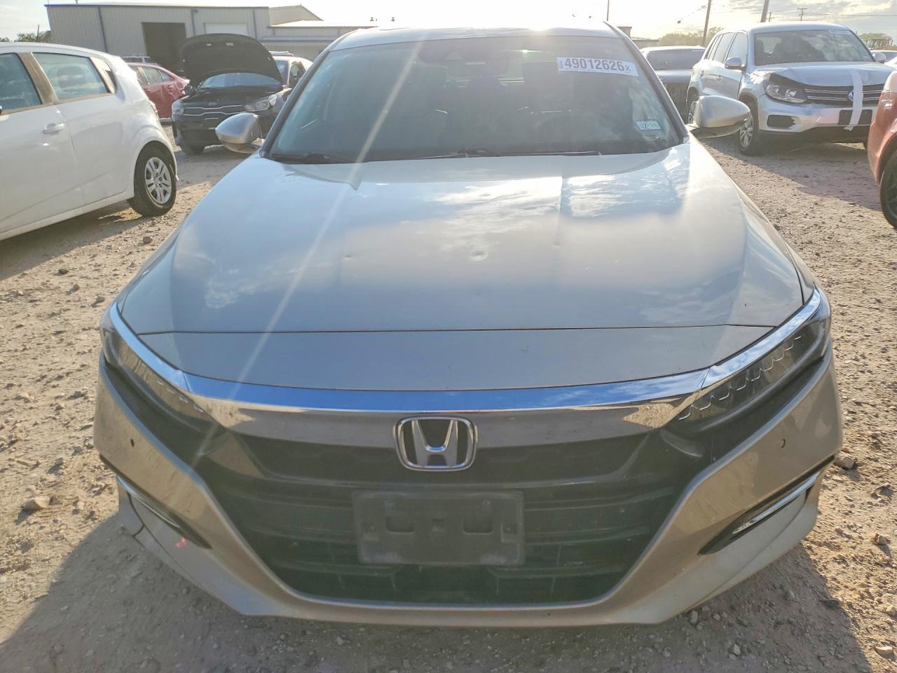 2020 Honda Accord Touring Hybrid - Фото 5