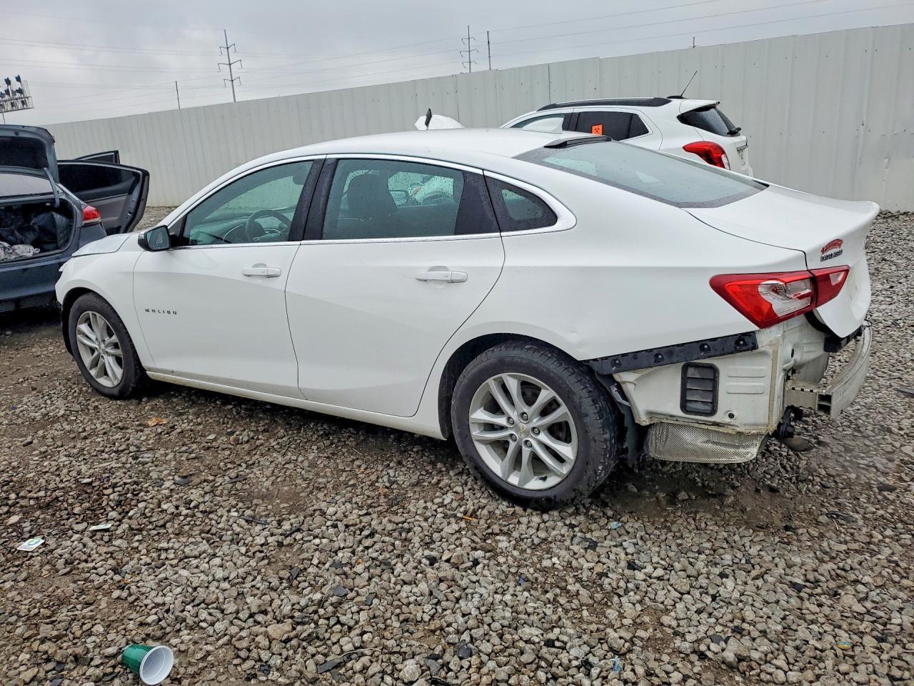2016 Chevrolet Malibu Lt - Фото 2