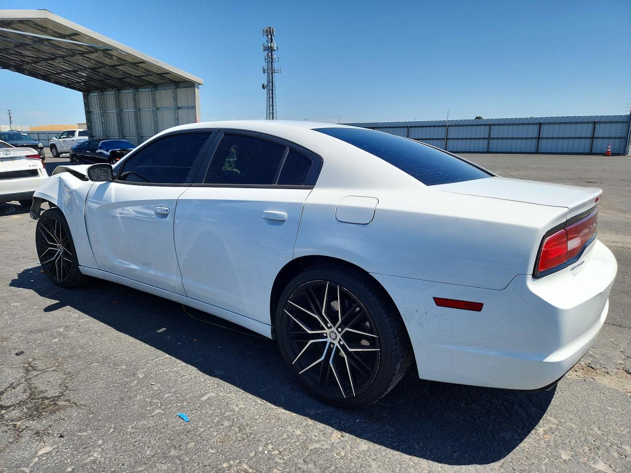 2014 Dodge Charger 4D 2Wd - Image 2