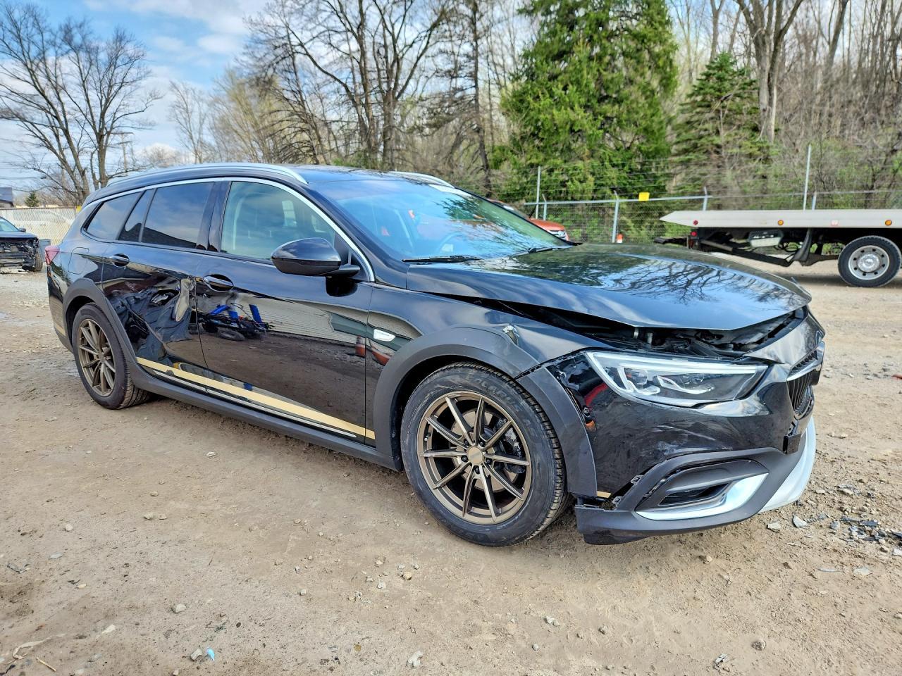 2019 Buick Regal Tourx Preferred - Image 4