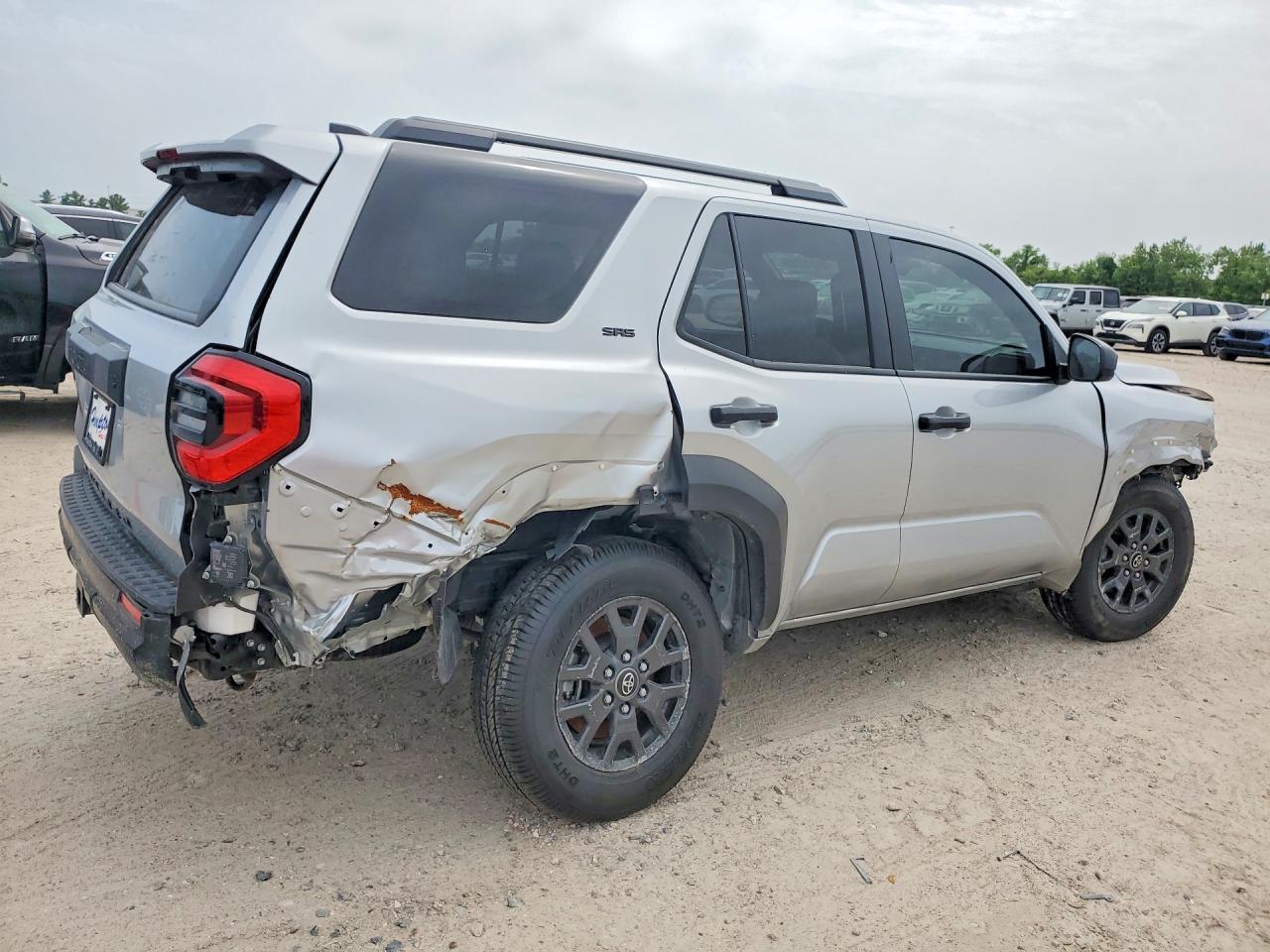 2025 Toyota 4Runner Sr5 - Image 3