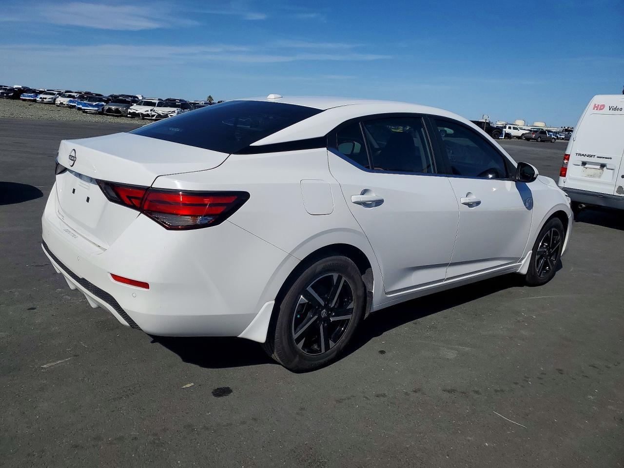 2025 Nissan Sentra Sv - Фото 3