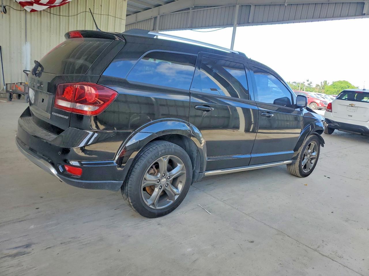 2016 Dodge Journey Crossroad - Фото 3