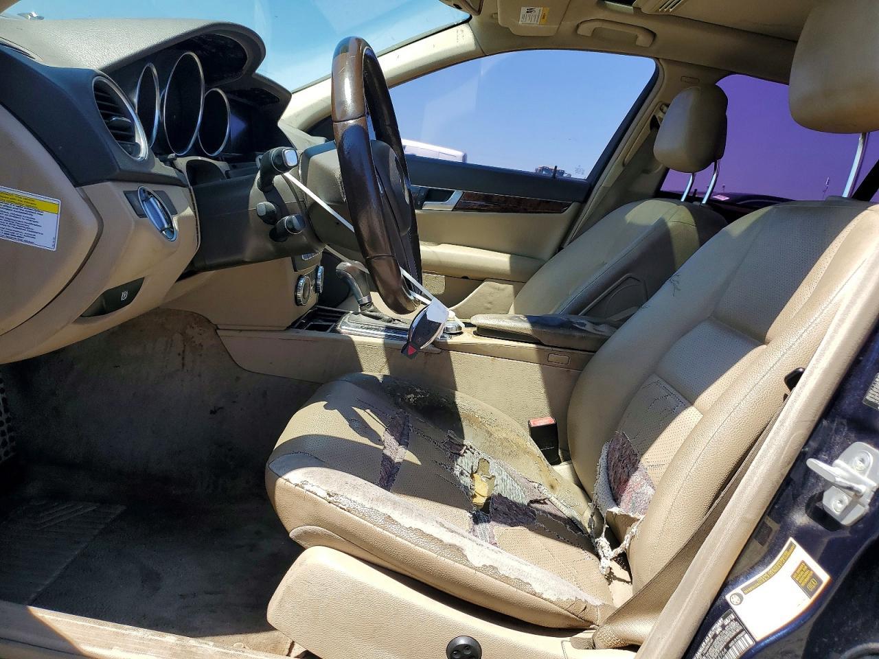 2013 Mercedes-Benz C 250 - Фото 7