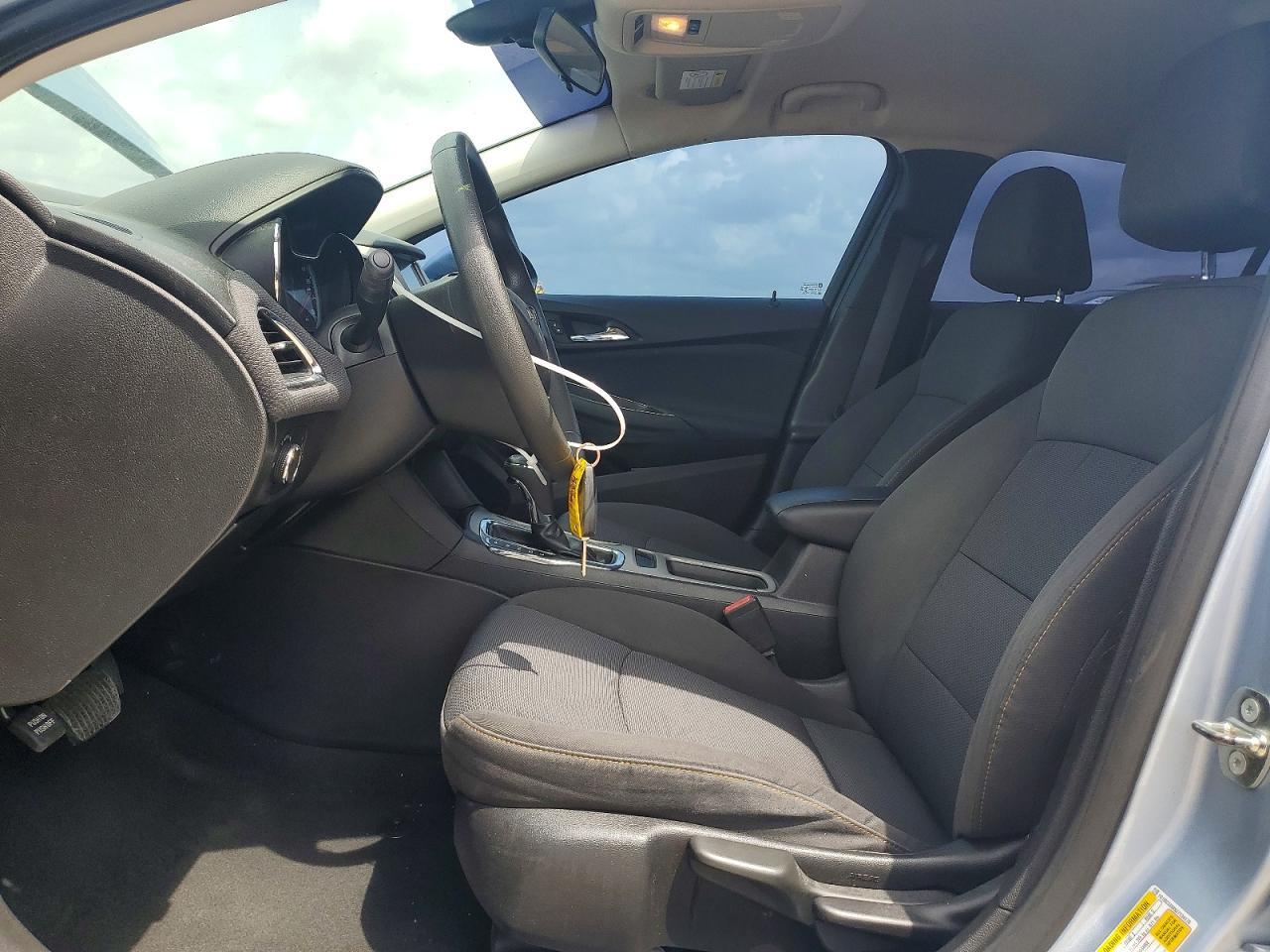 2018 Chevrolet Cruze Ls - Image 7