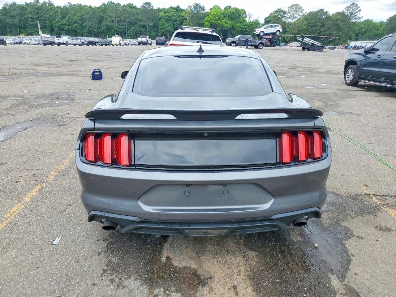 2021 Ford Mustang - Image 6