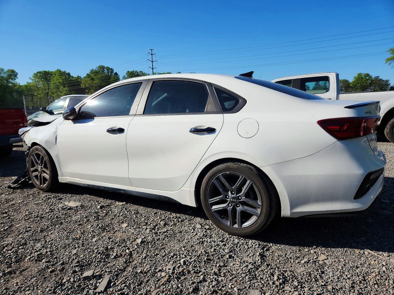 2021 Kia Forte Gt Line - Image 2