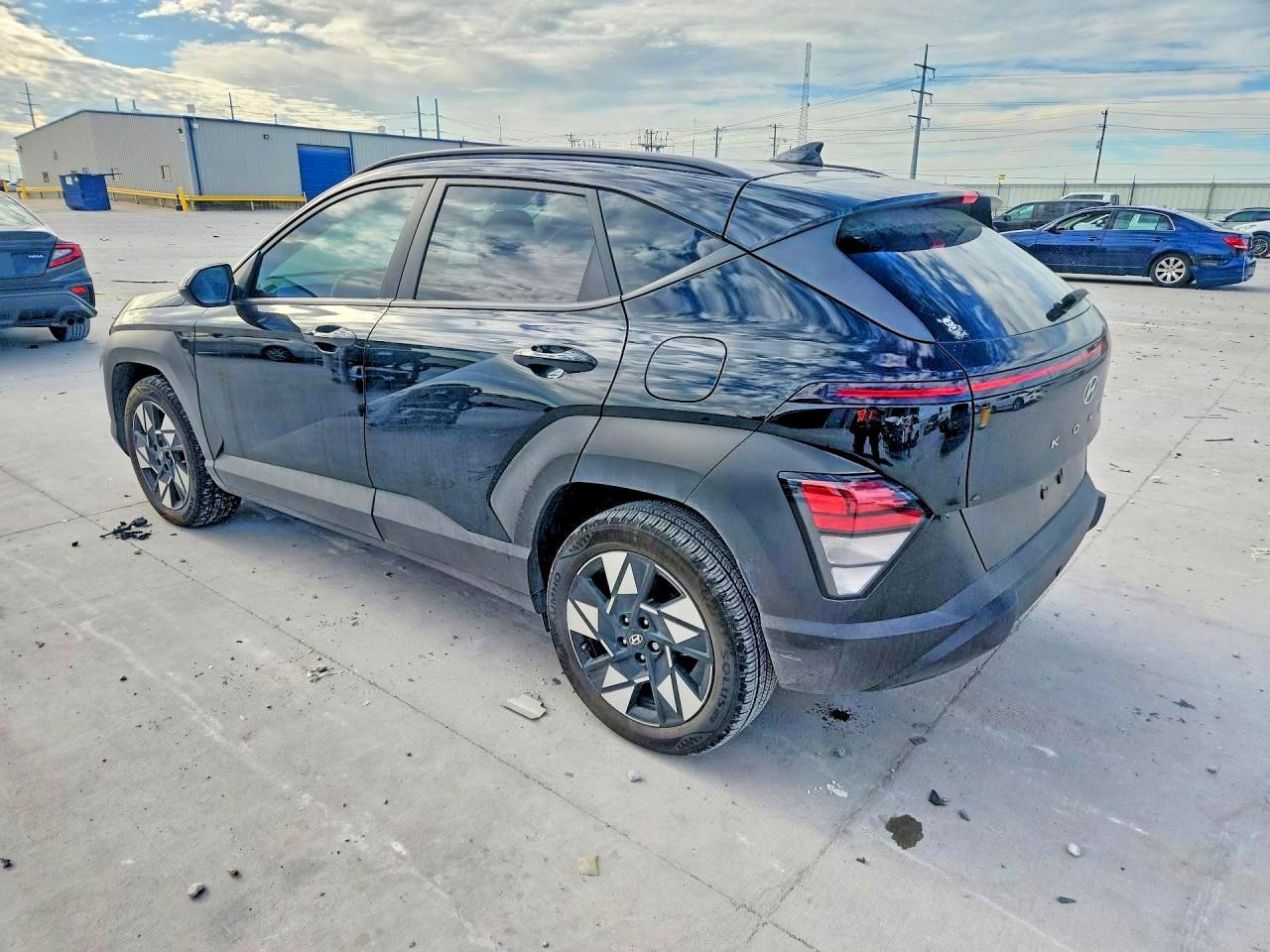 2025 Hyundai Kona Sel - Фото 2