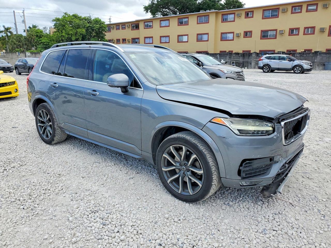 2017 Volvo Xc90 T6 - Фото 4
