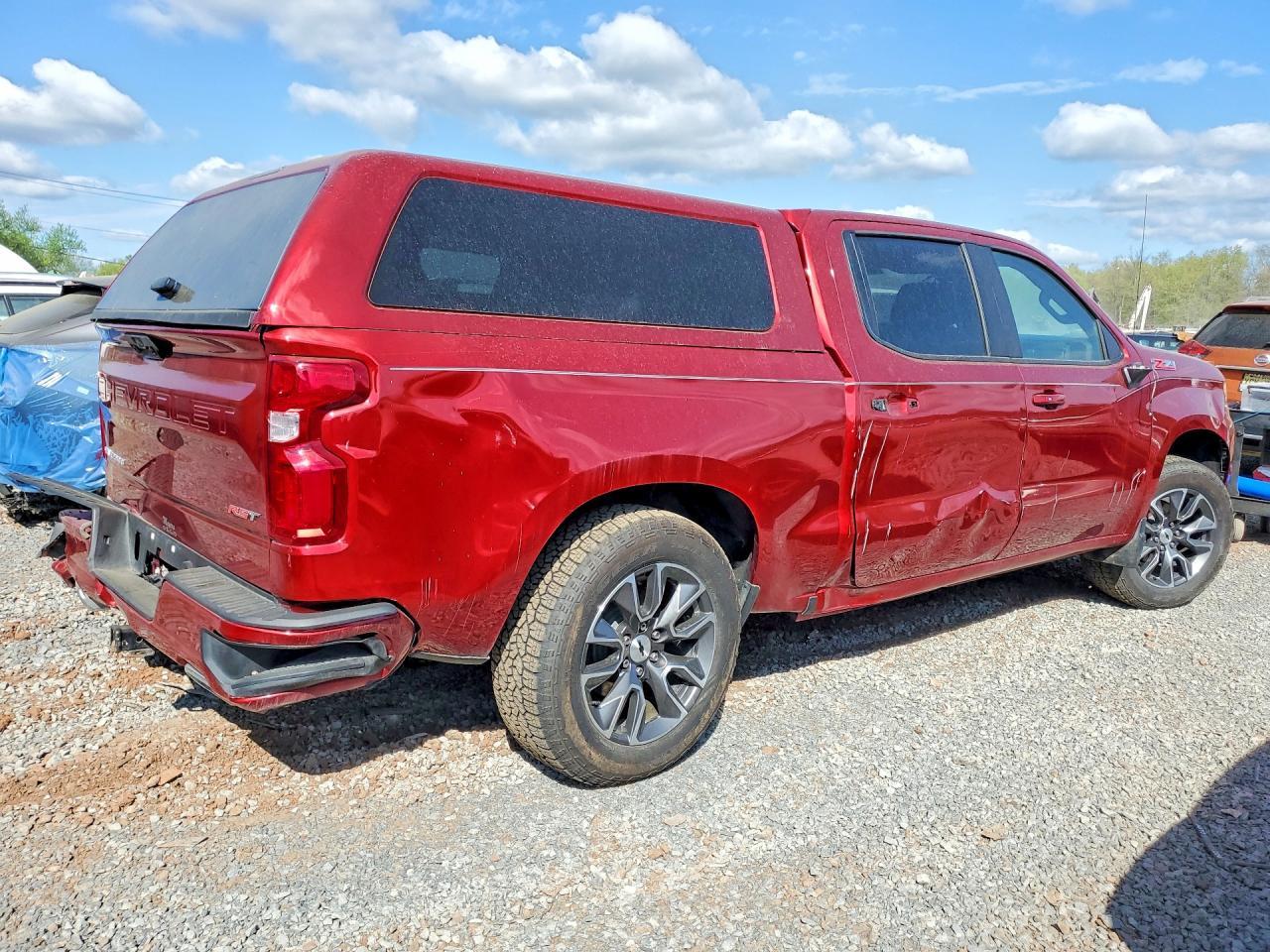 2024 Chevrolet Silverado K1500 Rst - Image 3