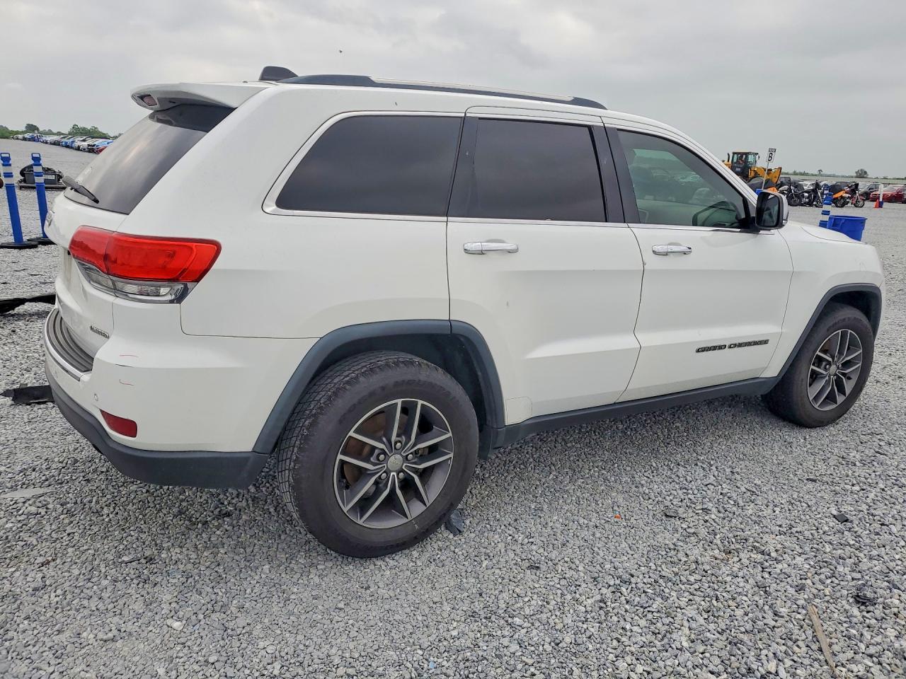 2017 Jeep Grand Cherokee Limited - Image 3
