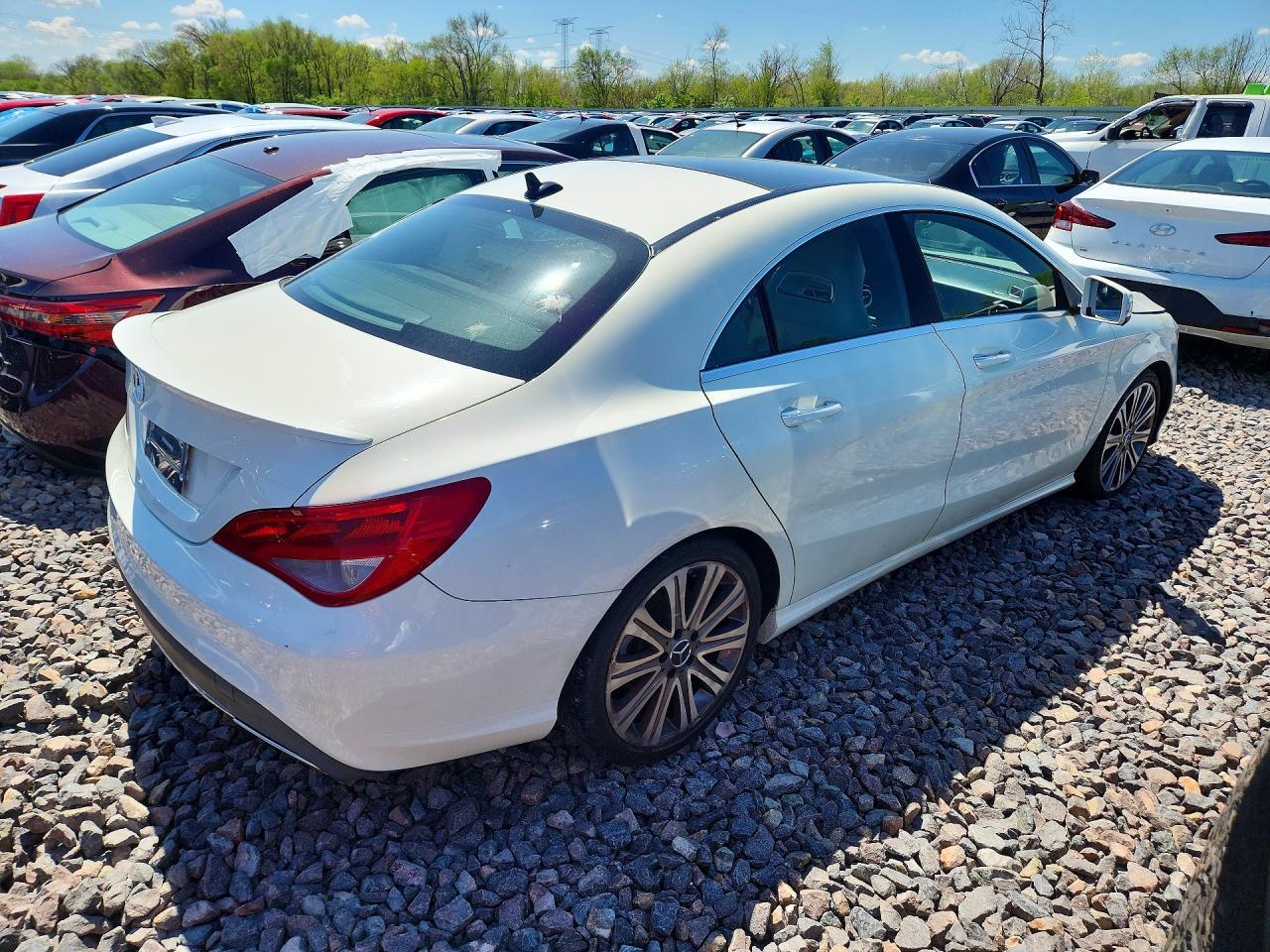 2018 Mercedes-Benz Cla250 - Image 3