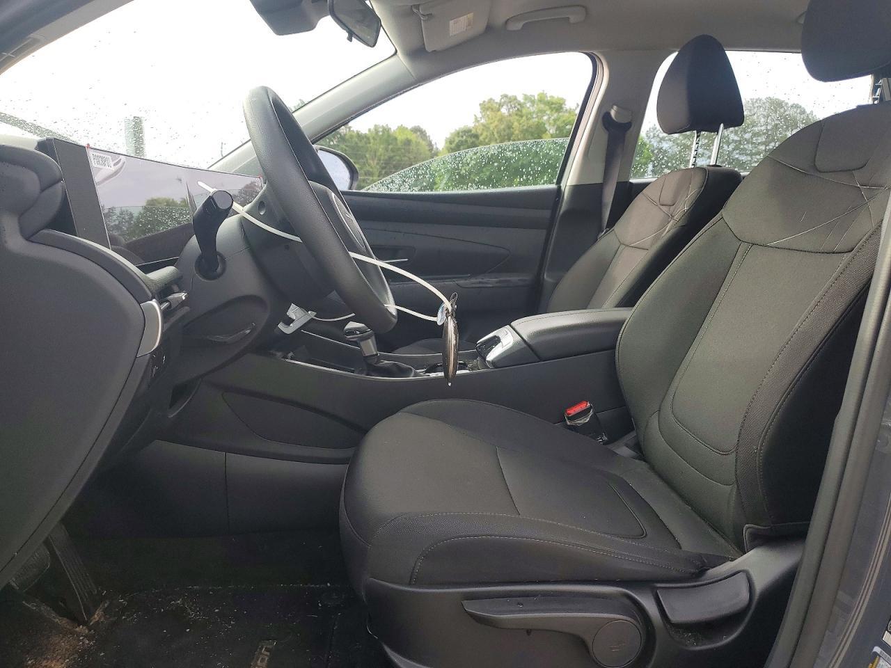 2025 Hyundai Tucson Se - Image 7