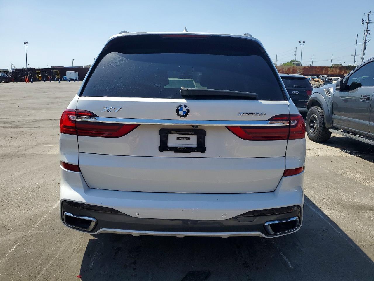 2019 BMW X7 xDrive50I - Фото 6