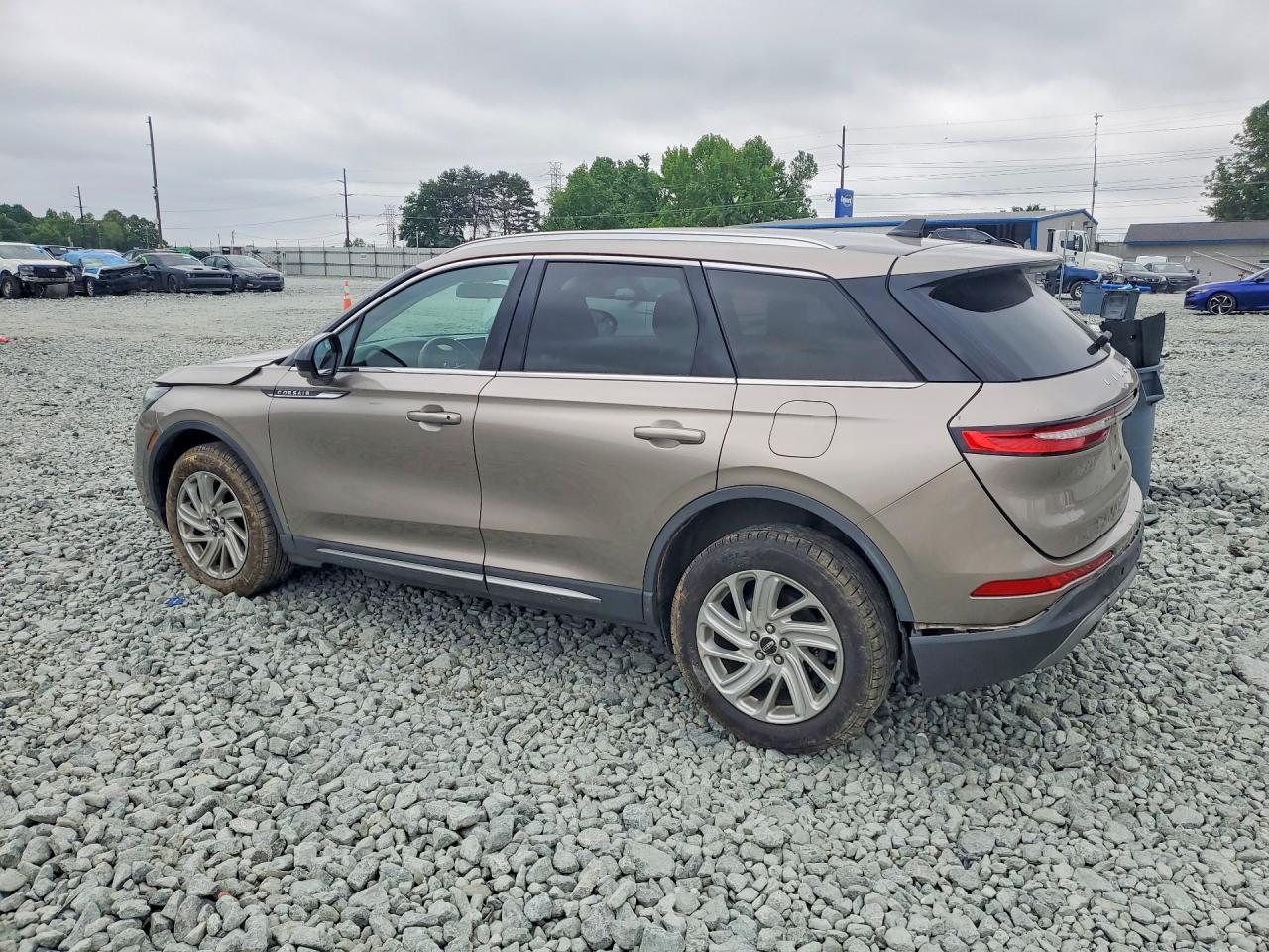 2020 Lincoln Corsair - Image 2