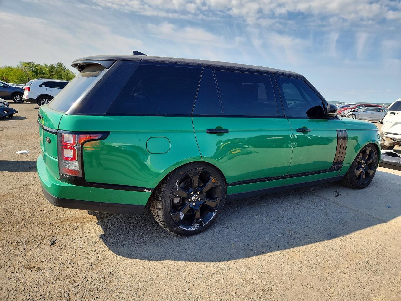 2017 Land Rover Range Rover Supercharged - Image 3
