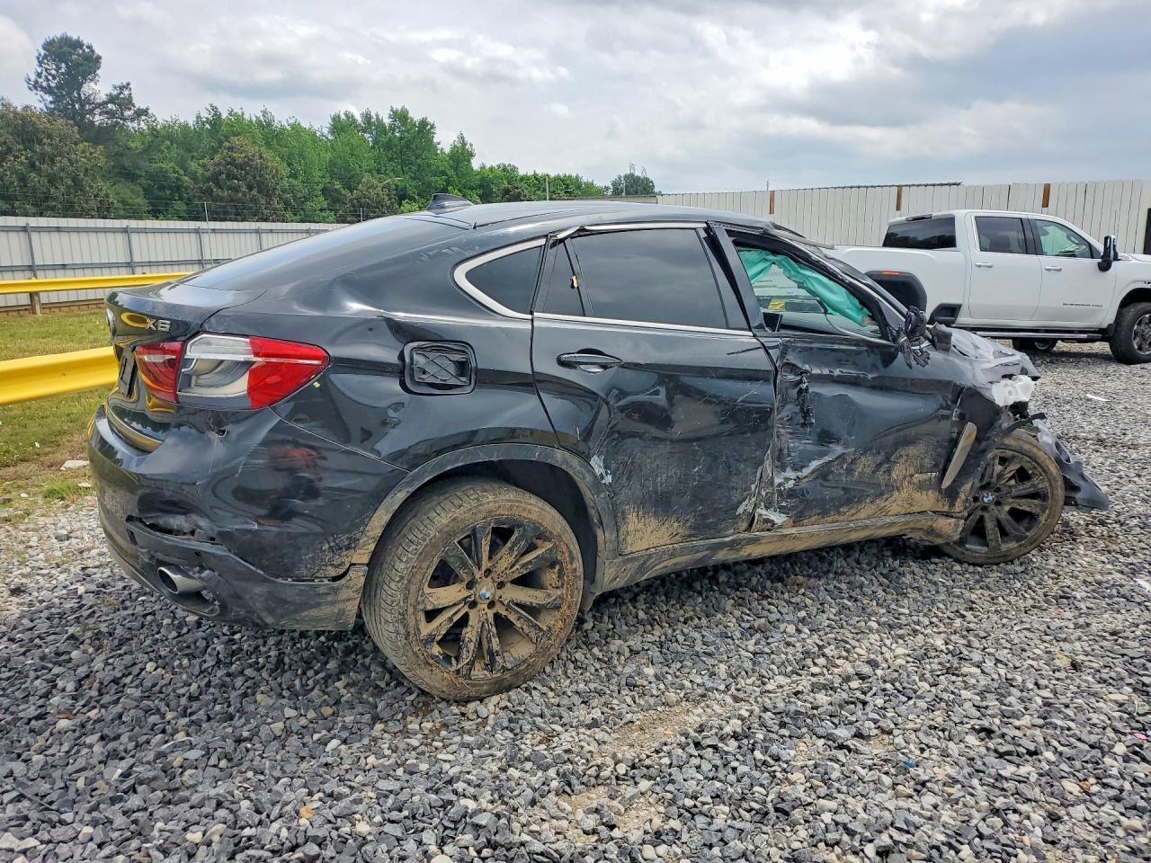 2017 BMW X6 xDrive35I - Image 3
