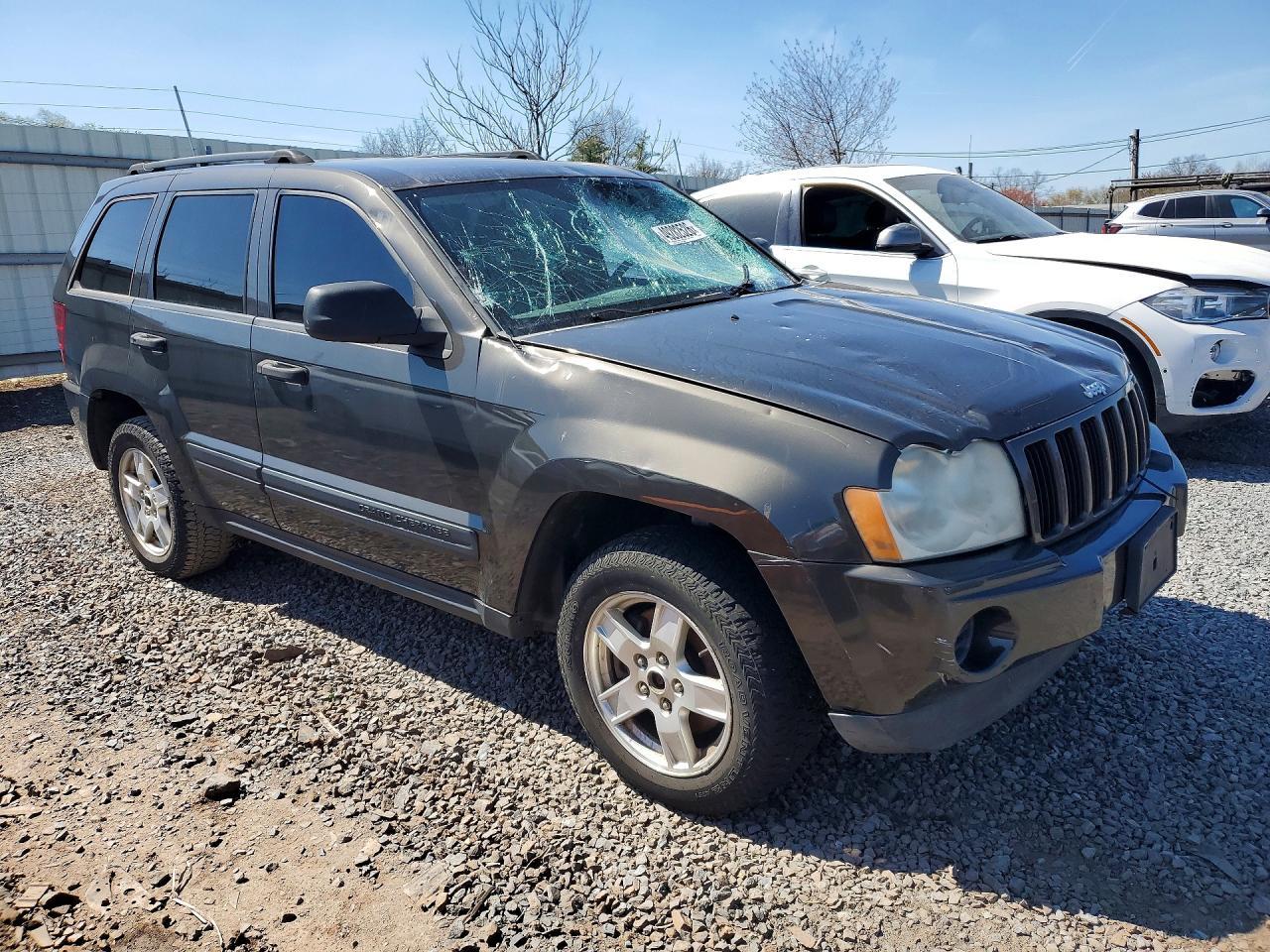 2006 Jeep Cherokee - Image 4