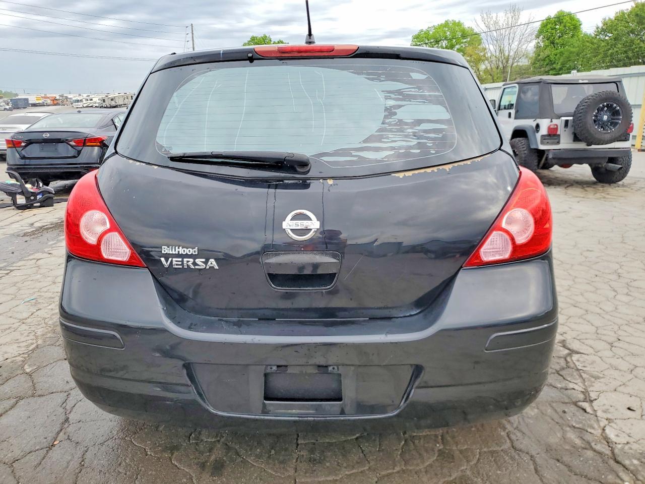 2009 Nissan Versa 1.8 S - Image 6