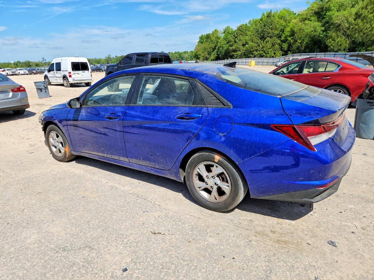 2021 Hyundai Elantra Se - Фото 2