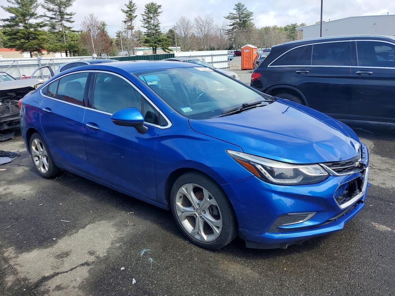 2016 Chevrolet Cruze Premier - Фото 4