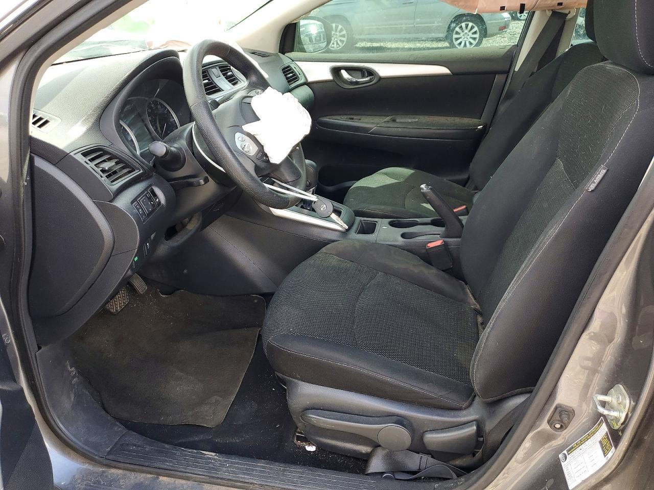 2019 Nissan Sentra S - Фото 7
