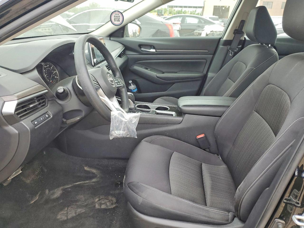 2024 Nissan Altima 2.5 Sv - Image 7