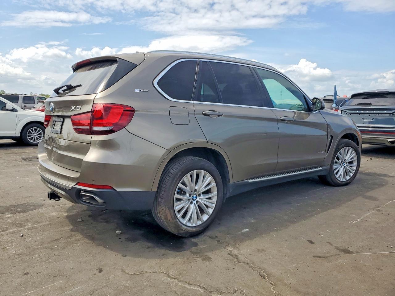2017 BMW X5 Xdr40E - Image 3