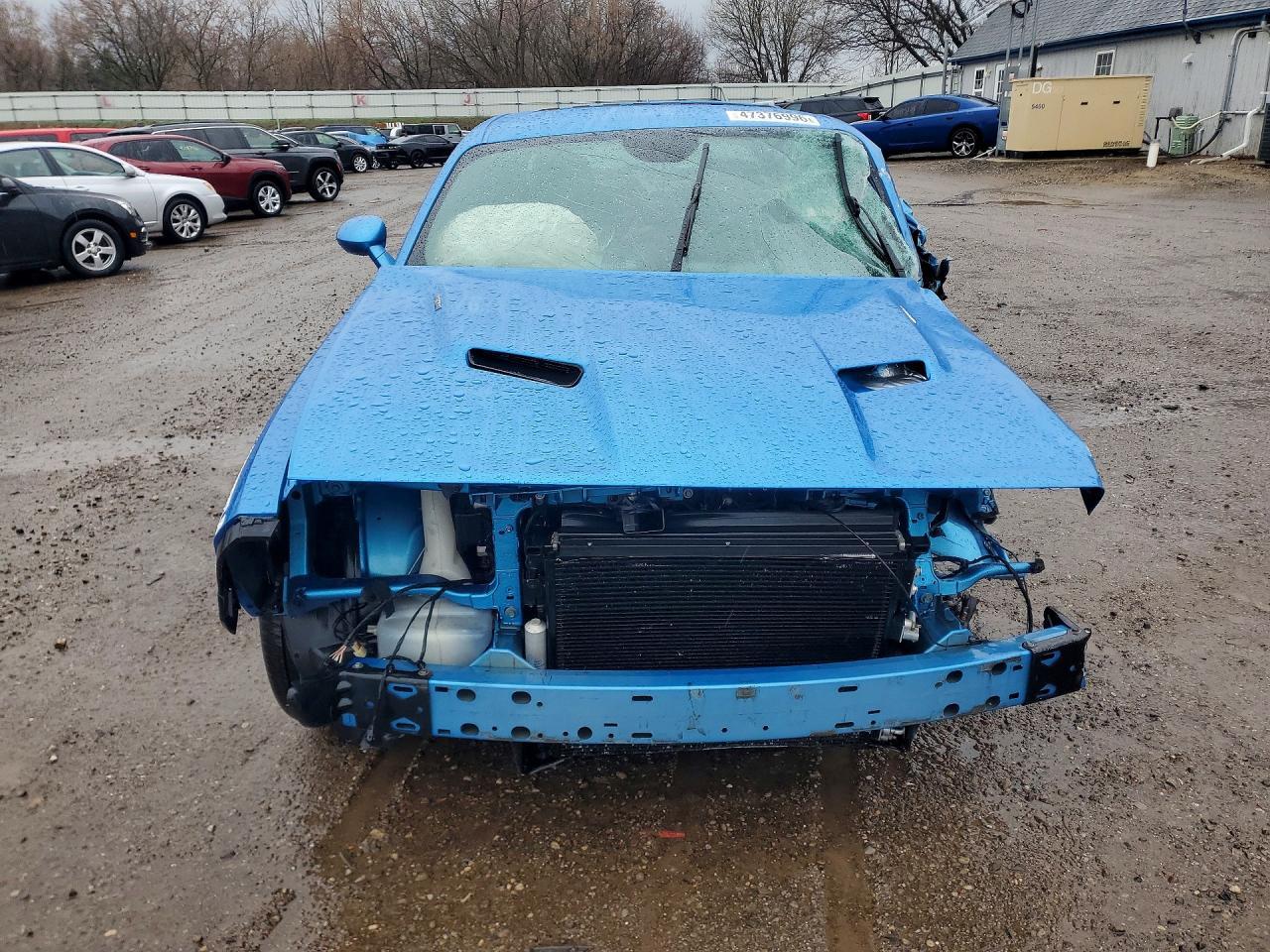 2016 Dodge Challenger R - Image 5