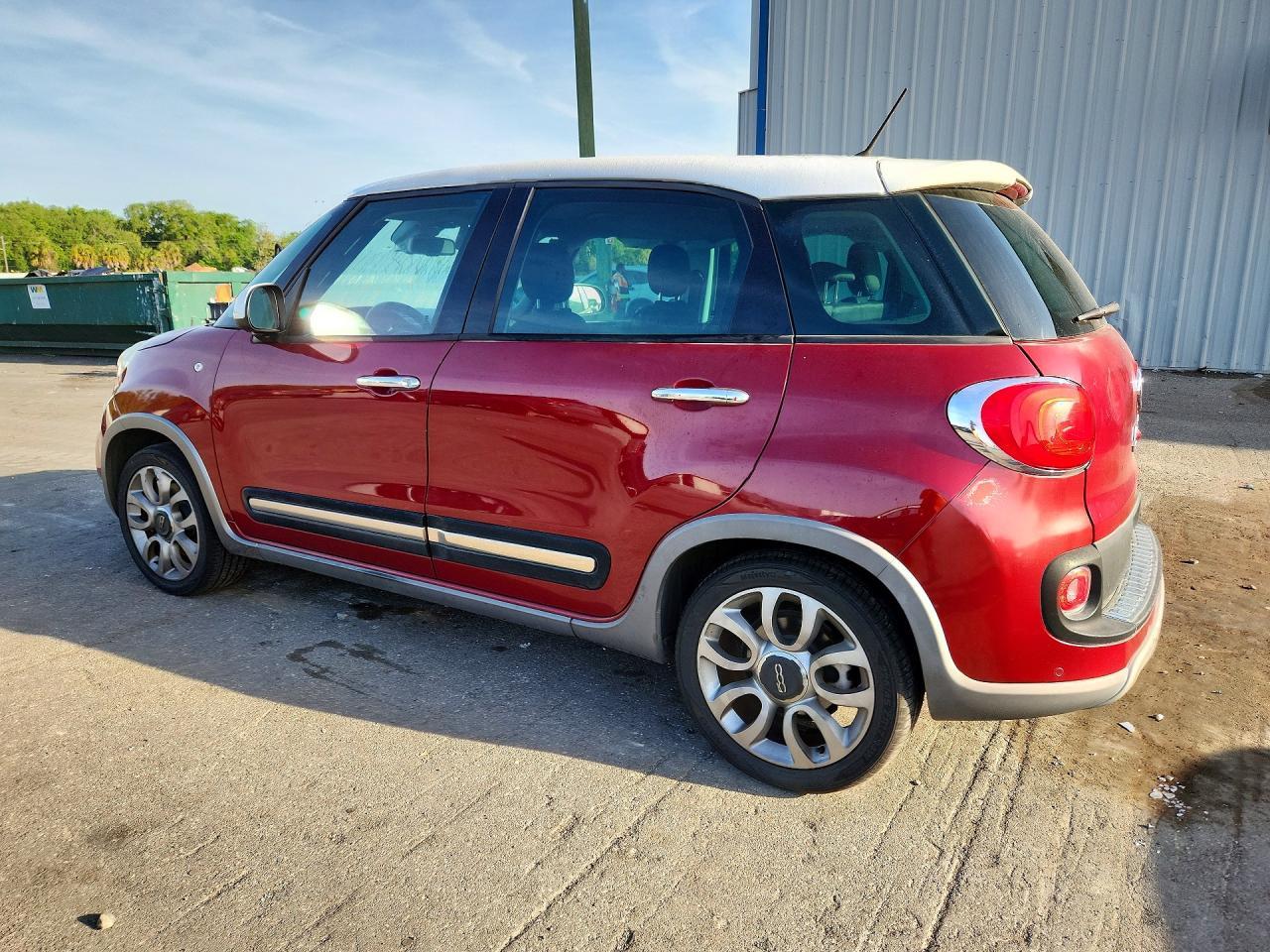 2015 Fiat 500L Trekking - Фото 2